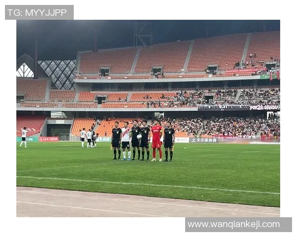 足球比赛中每队人数的规定及其对比赛策略的影响分析